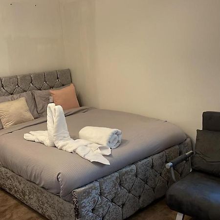 Alder En-Suites Self-Catering With Private Shower 1 Southampton Exterior foto