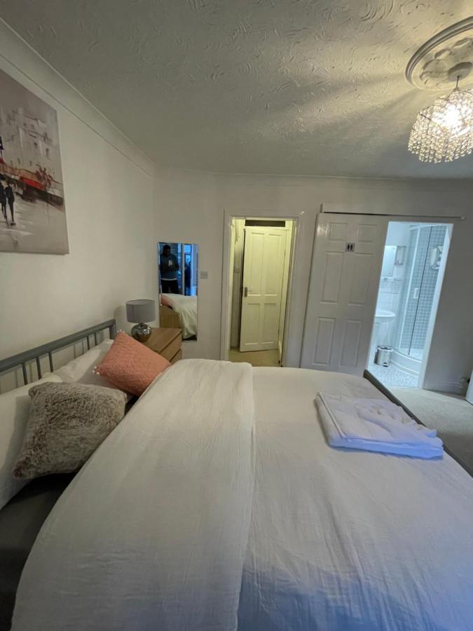 Alder En-Suites Self-Catering With Private Shower 1 Southampton Exterior foto