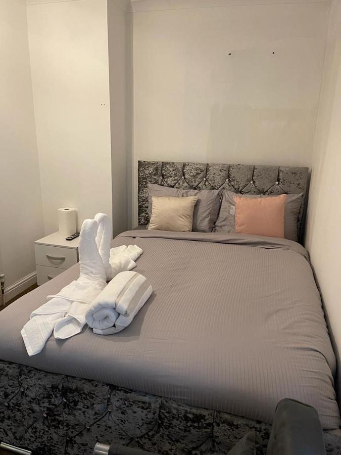 Alder En-Suites Self-Catering With Private Shower 1 Southampton Exterior foto